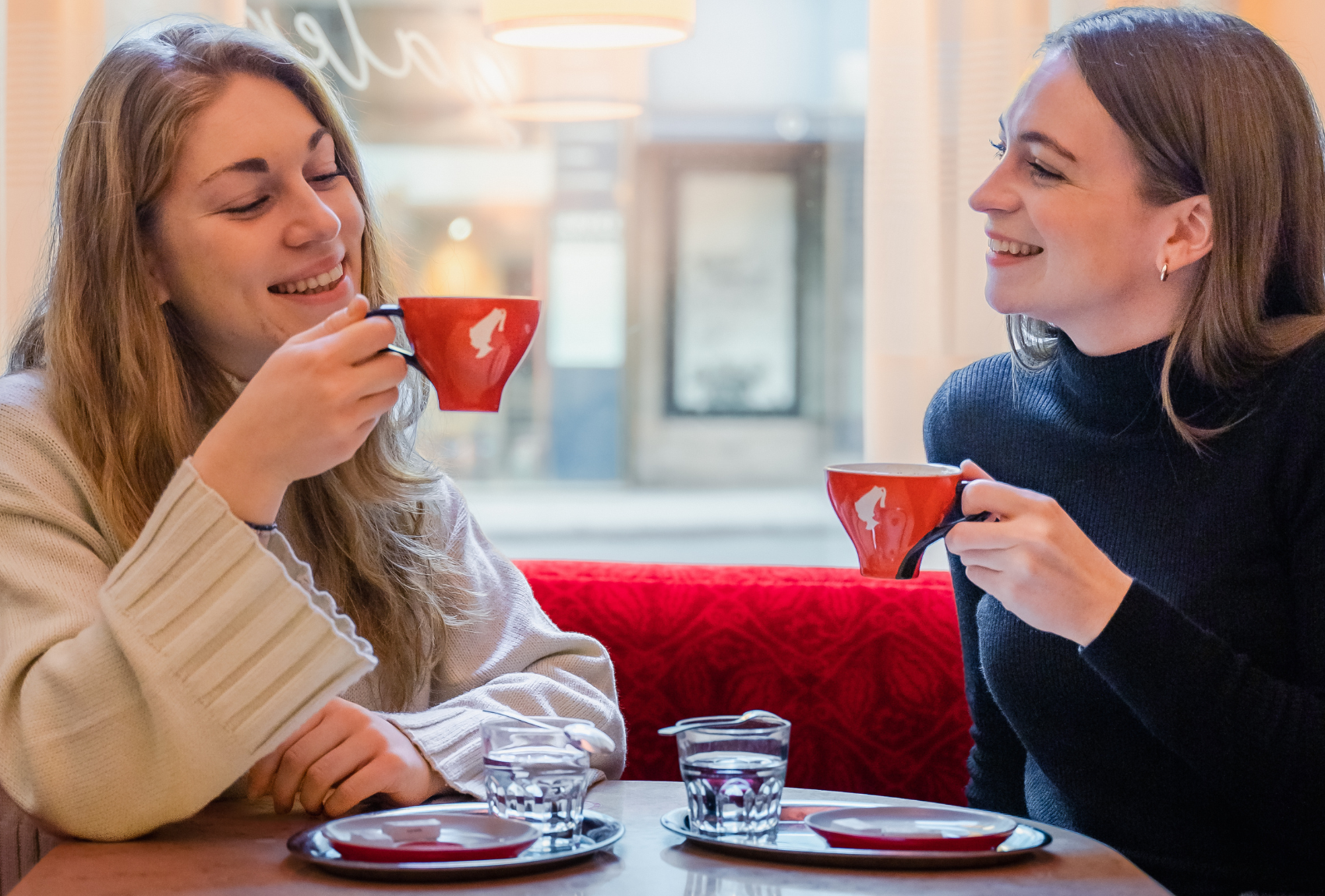 Step-into-Viennese-Coffee-House-Culture-Homepage-Hero